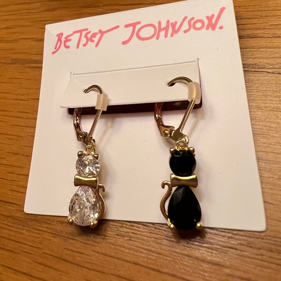 Betsey Johnson Jewelry - Betsey Johnson Cat Earrings with Crystal Accents NWT